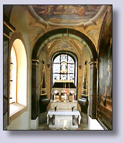 Severní boční kaple kostela „Hroznatova kaple“ v níž je uložen sarkofág s ostatky Blahoslaveného Hroznaty