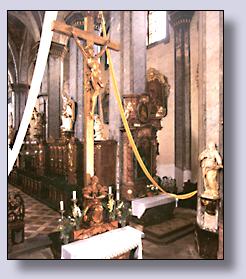 Křížový oltář